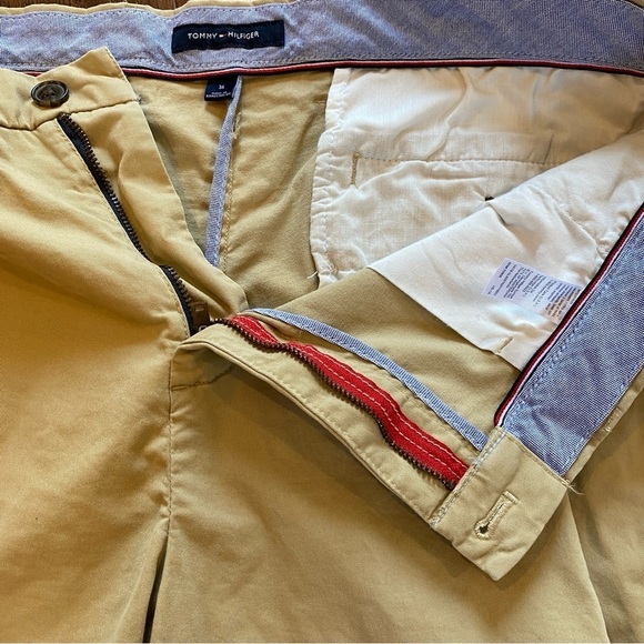 2 EUC Tommy Hilfiger flat front khaki shorts 36 - Picture 7 of 13